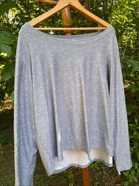 Light Gray Women's Long-Sleeve Boatneck Top